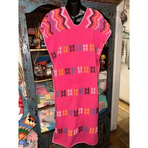 VINTAGE PINK HUIPIL OAXACAN MEXICAN HANDWOVEN EMBROIDERED DRESS OSFA